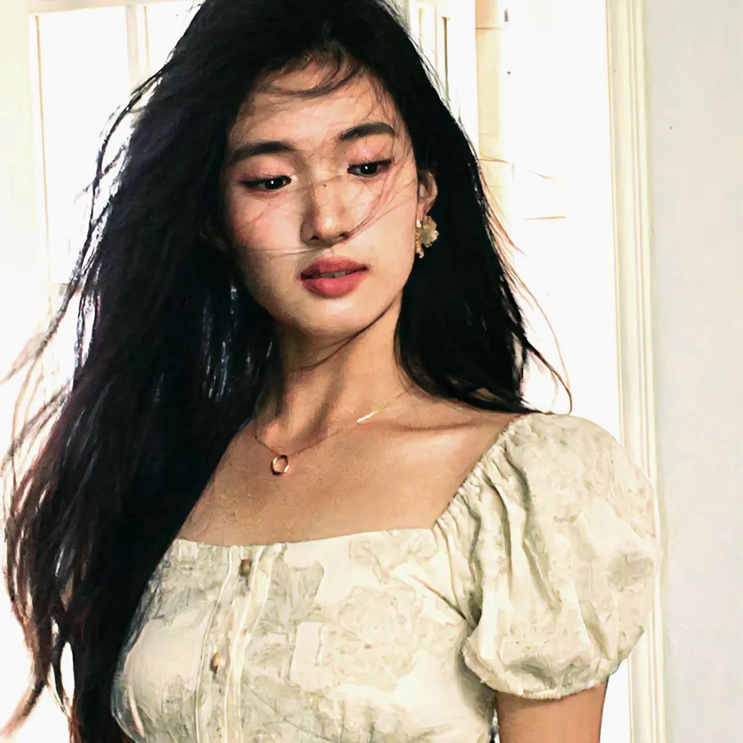 历尽沧桑一美人